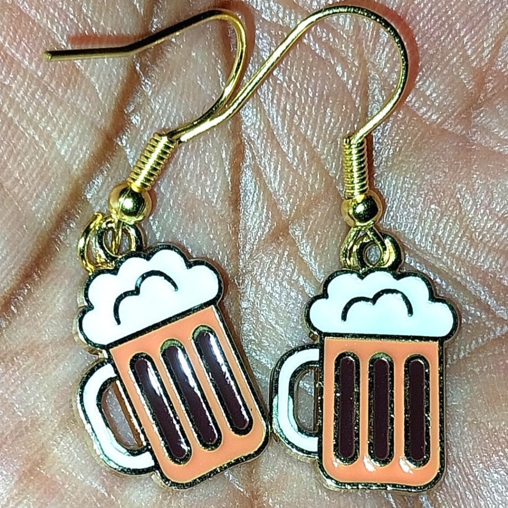 Retro Hand CRAFTED Retro Beer Cocktail Earring - Picture 1 of 5